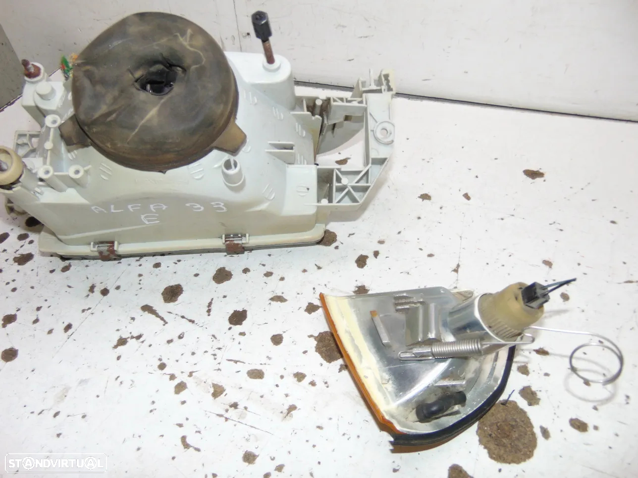 Alfa romeo 33 farol - 6