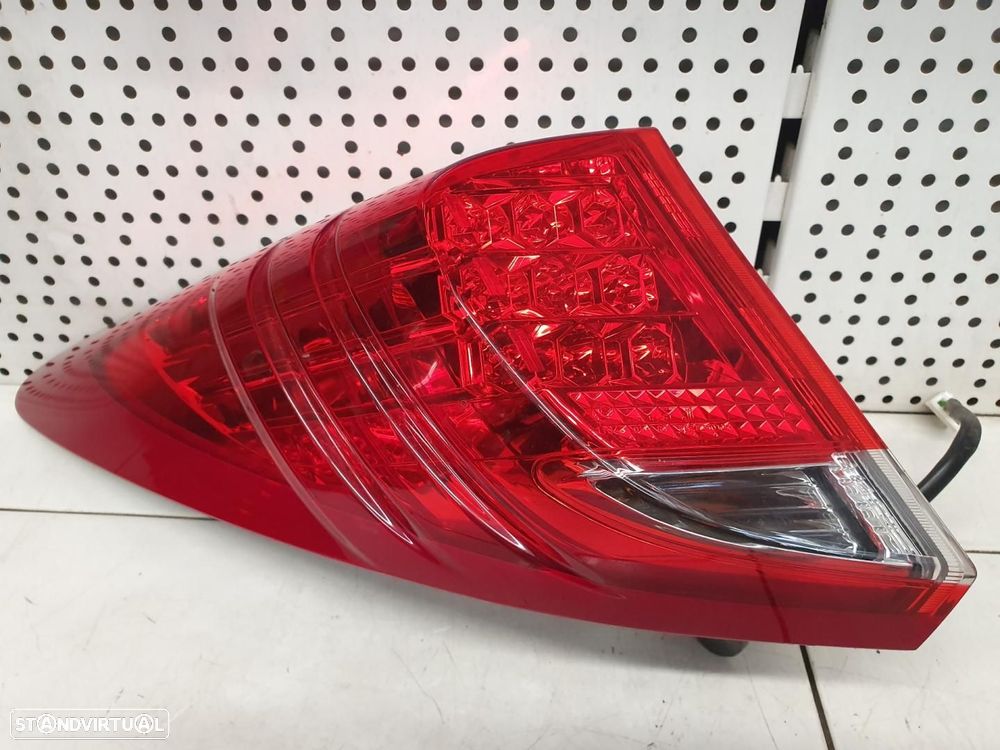 FAROLIM TRASEIRO ESQUERDO HONDA CIVIC 5 PUERTAS FK - 1