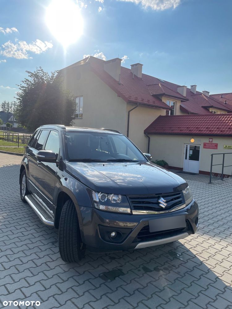 Suzuki Grand Vitara 2.4 Premium - 8
