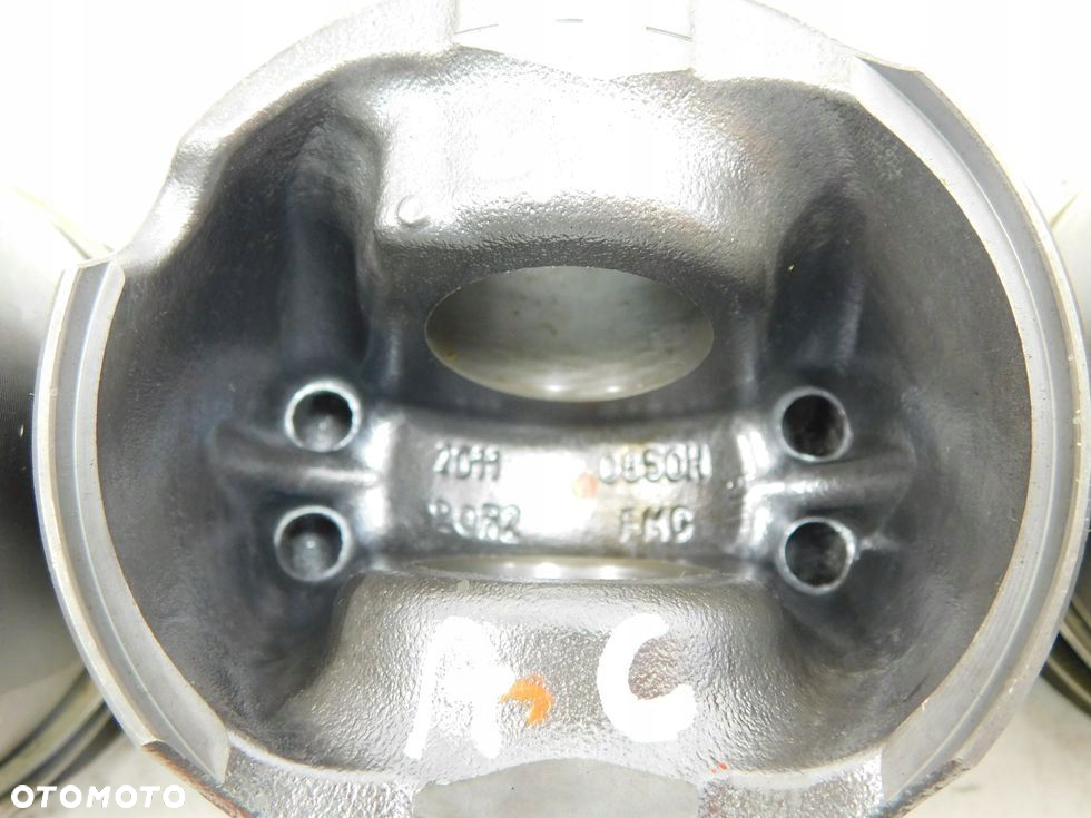 4x Tłok tłoki 2.0 HDI TDCI EURO5 Ford Peugeot Citroen C5 III C4 II 508 5008 - 15