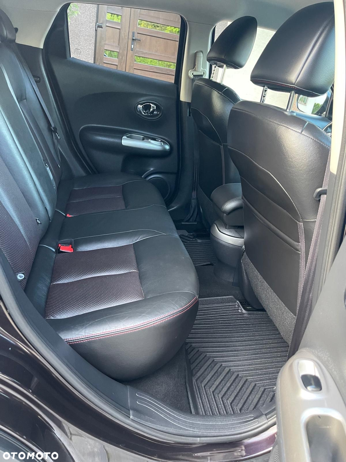 Nissan Juke 1.6 Tekna S&S - 25