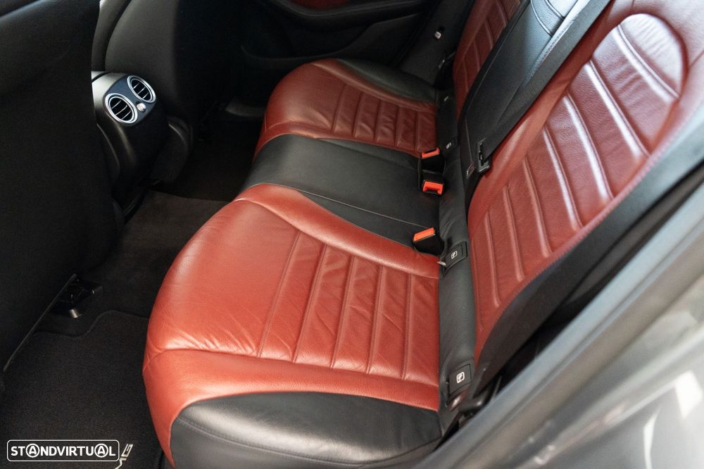 Mercedes-Benz GLC 350 e Coupé AMG Line 4-Matic - 10