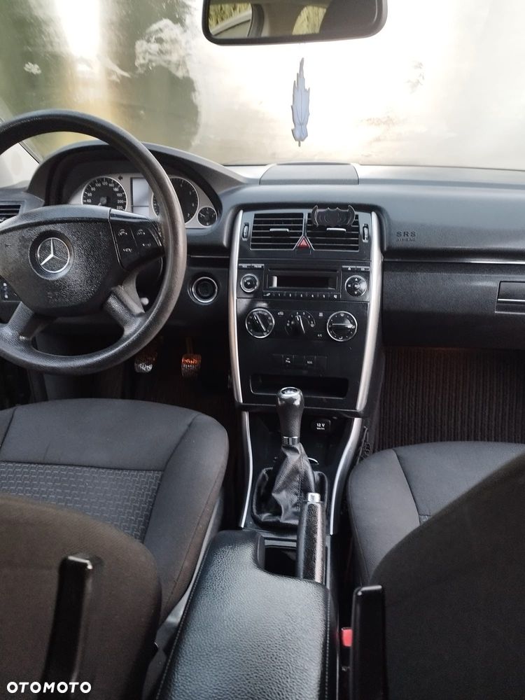 Mercedes-Benz Klasa B 170 Special Edition - 17