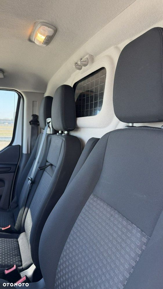 Ford Transit - 26