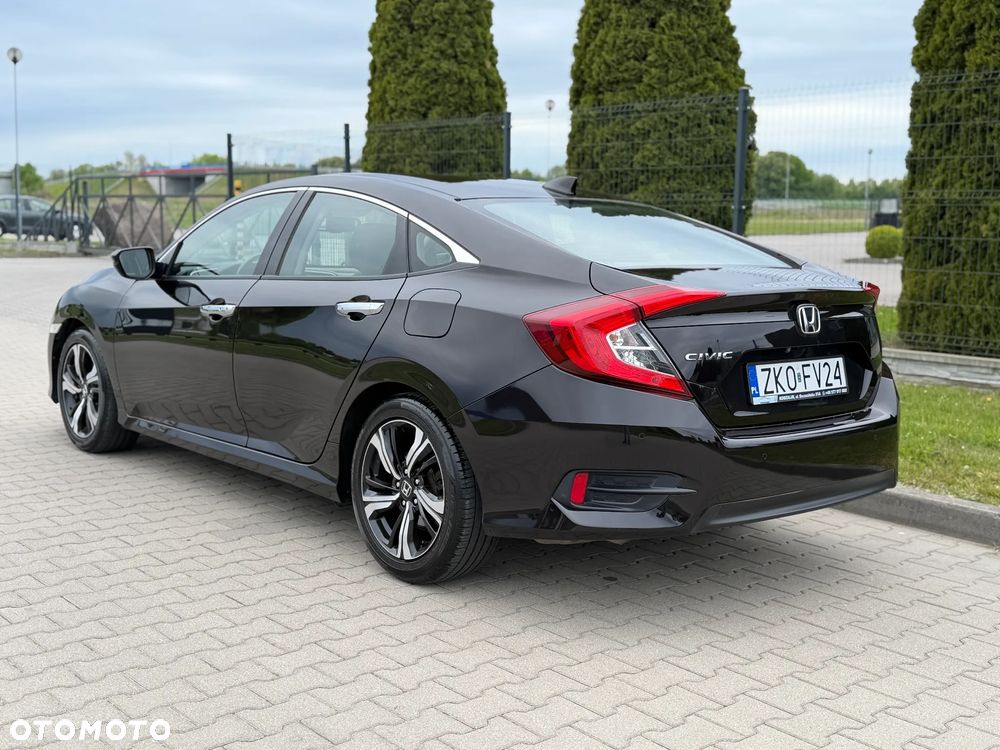 Honda Civic 1.5 i-VTEC Turbo Executive - 32