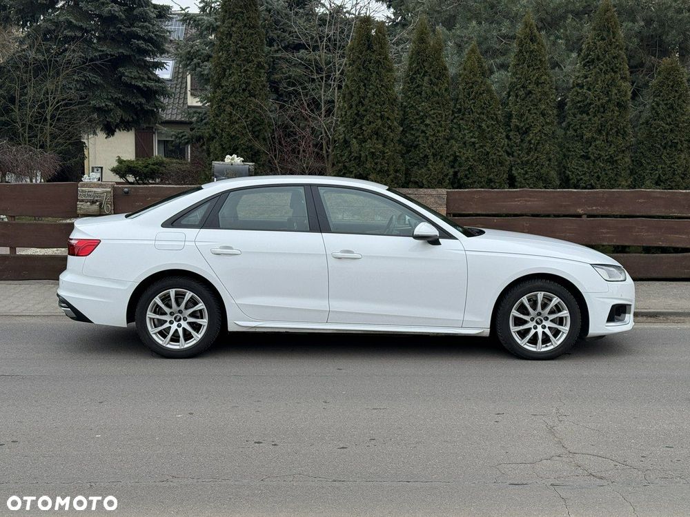 Audi A4 Limousine - 5