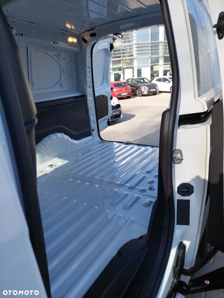 Toyota Proace City - 12