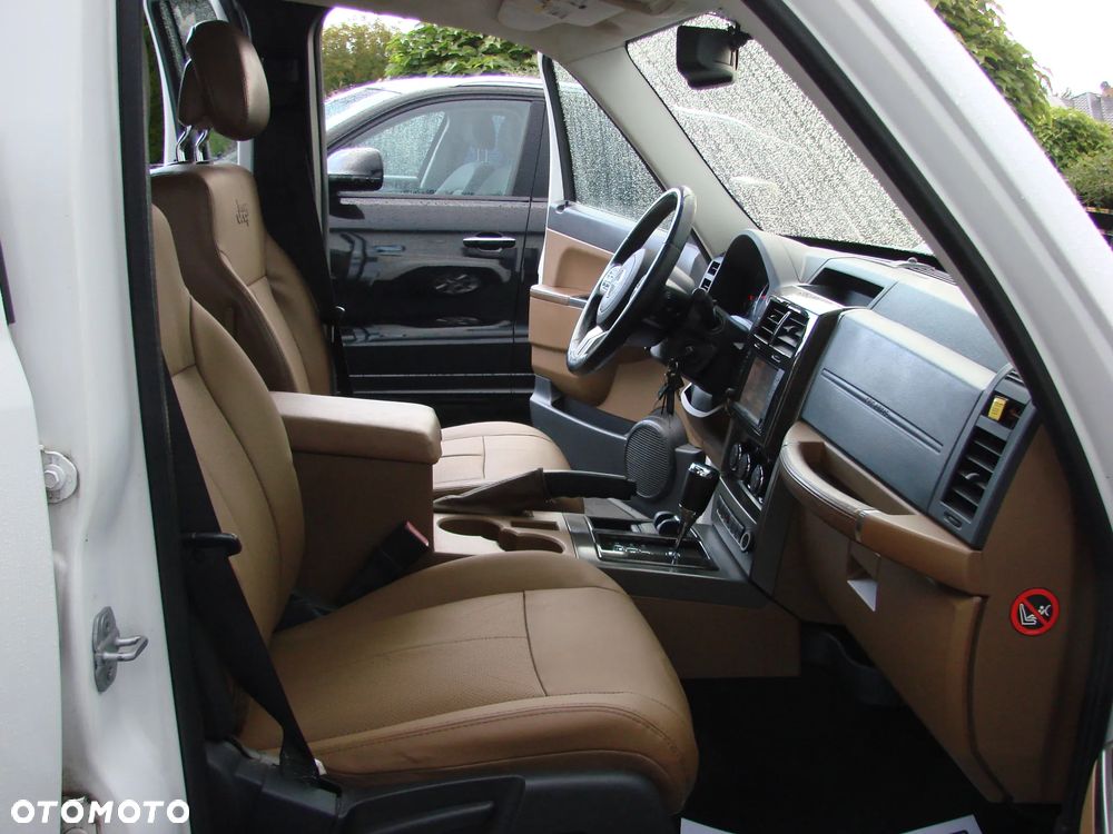 Jeep Cherokee 2.8 CRD Limited - 18
