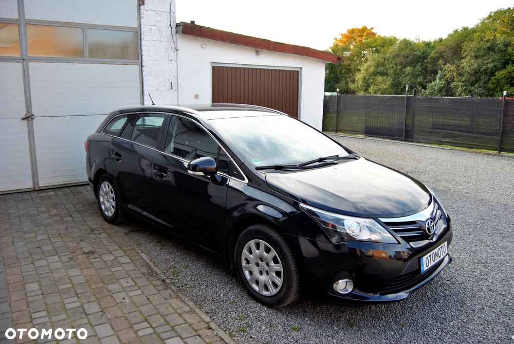 Toyota Avensis 1.8 Premium EU5 - 3