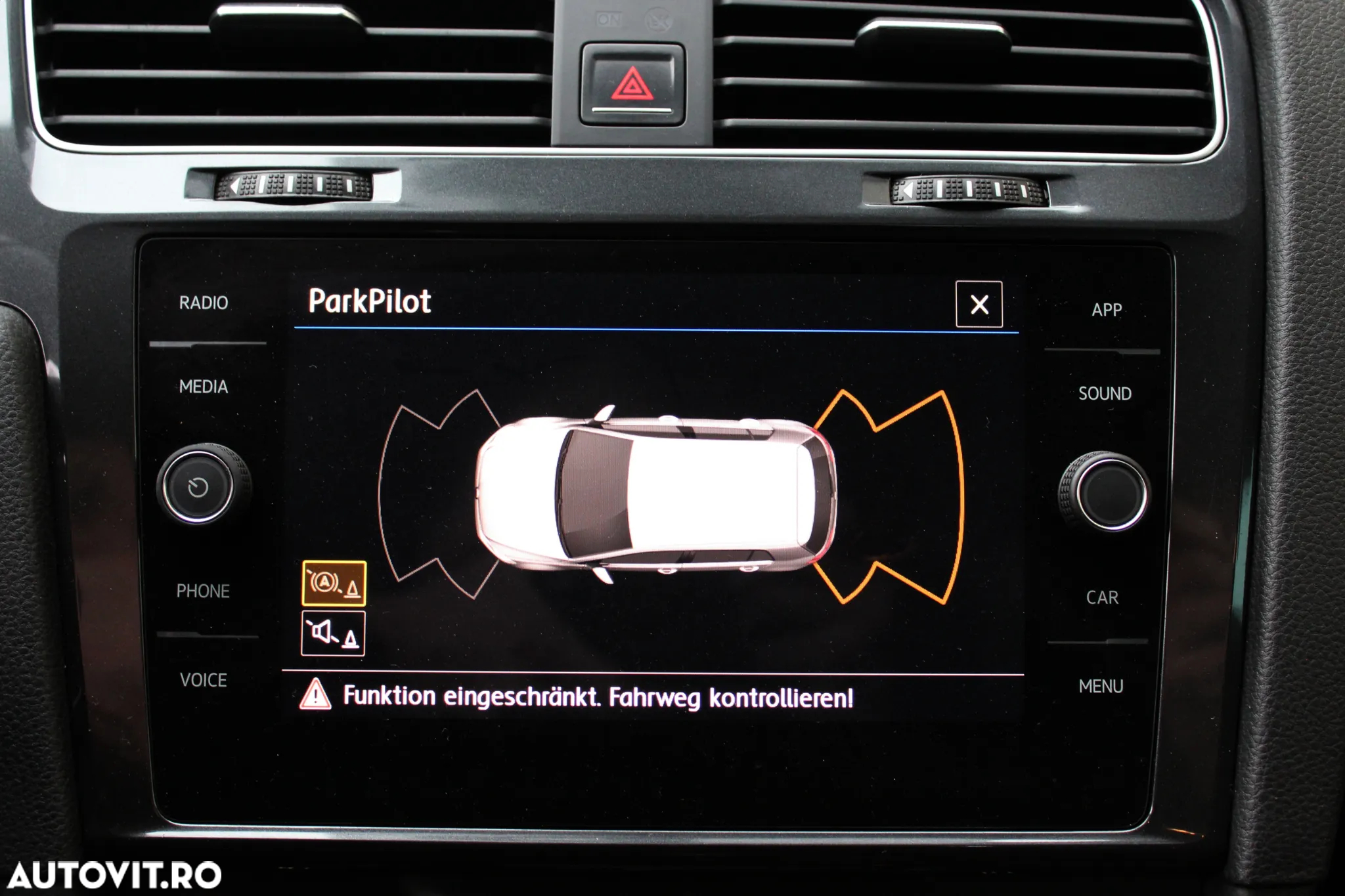 Volkswagen Golf 1.0 TSI OPF - 10
