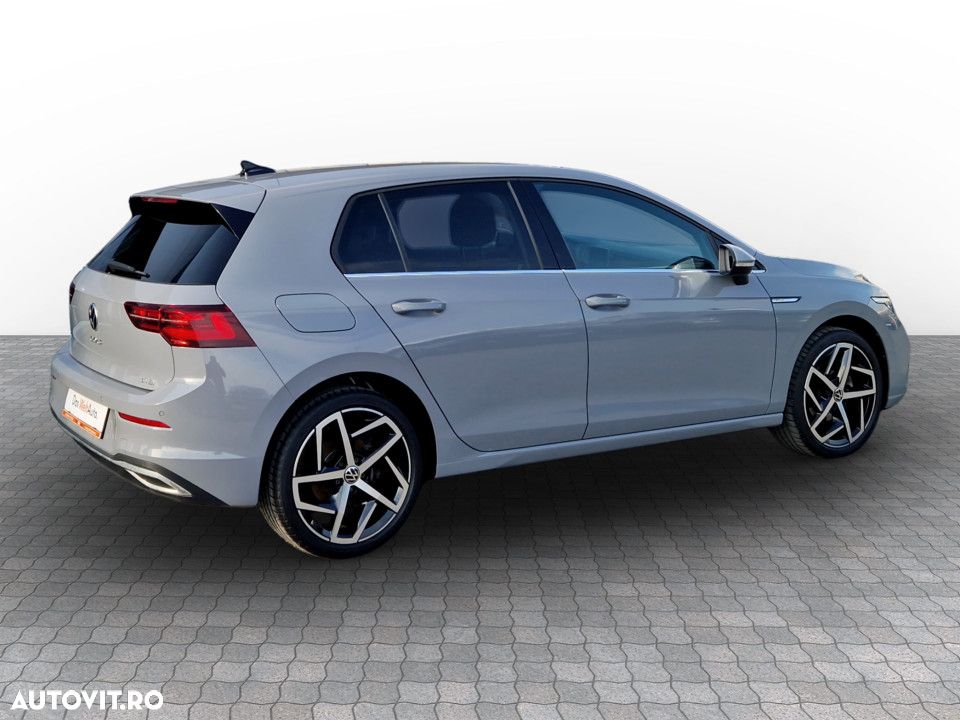 Volkswagen Golf 1.5 eTSI ACT DSG MHEV Style - 8