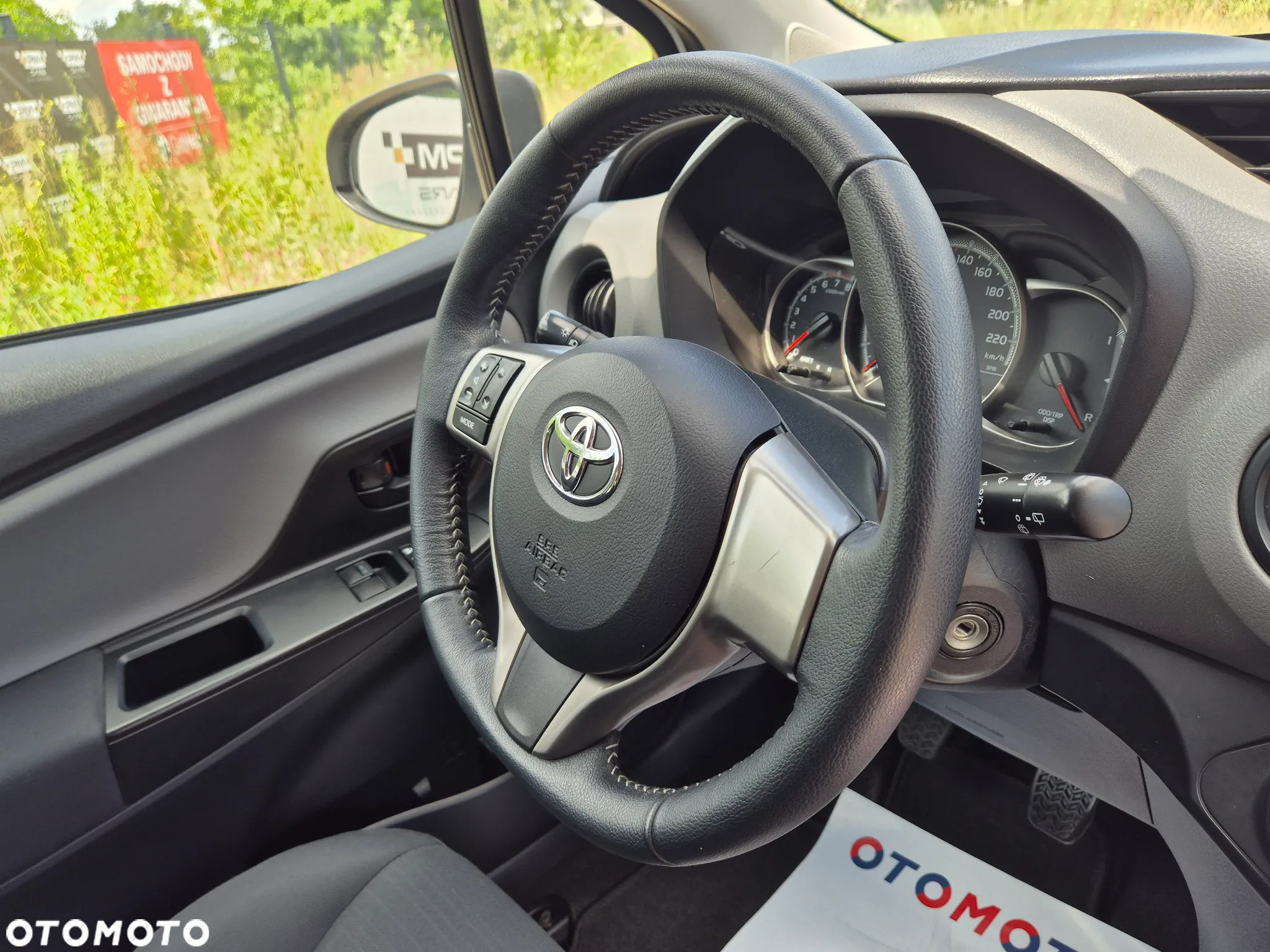Toyota Yaris 1.0 Active - 28