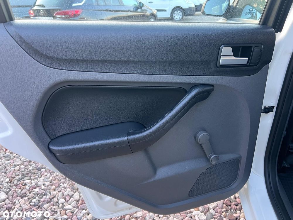 Ford Focus 1.4 Ambiente - 21