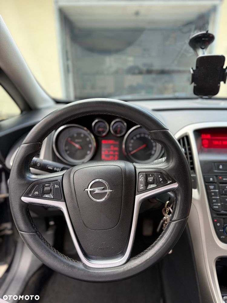 Opel Astra 1.7 CDTI - 9