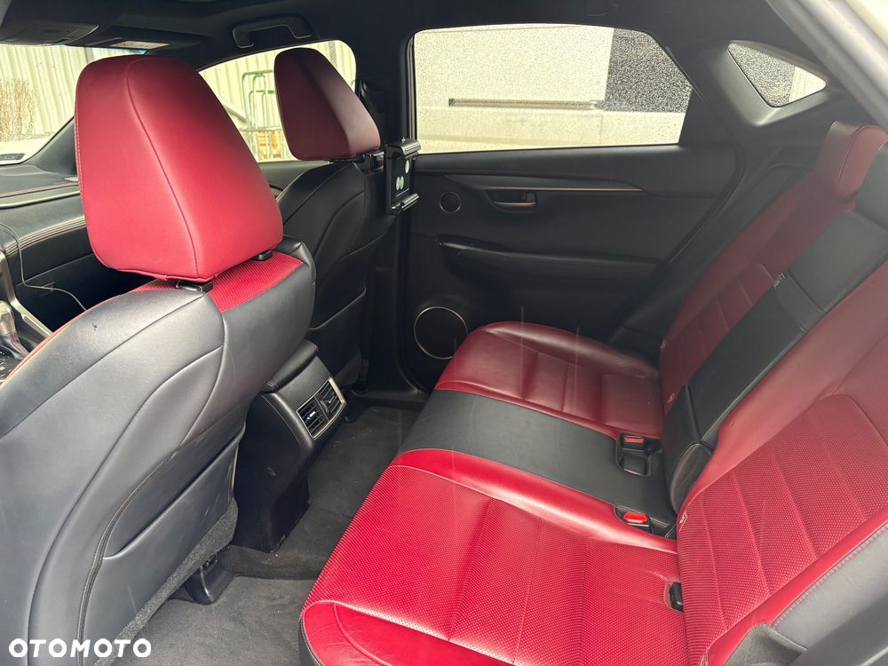 Lexus NX 300h F Sport Edition AWD - 11