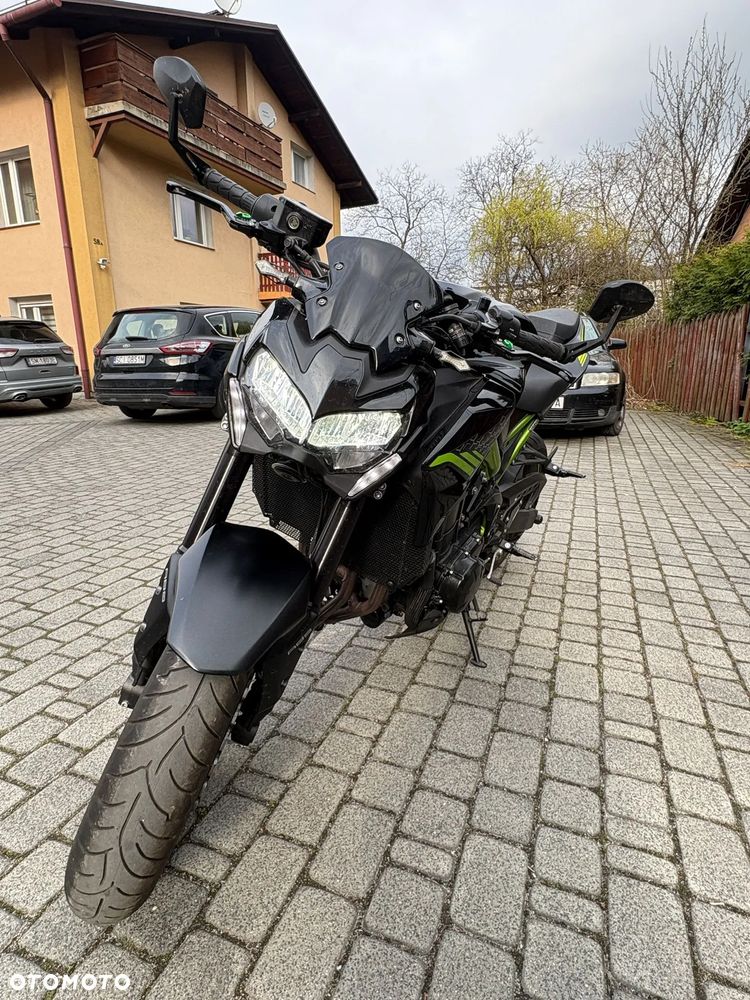 Kawasaki Z 900 - 11