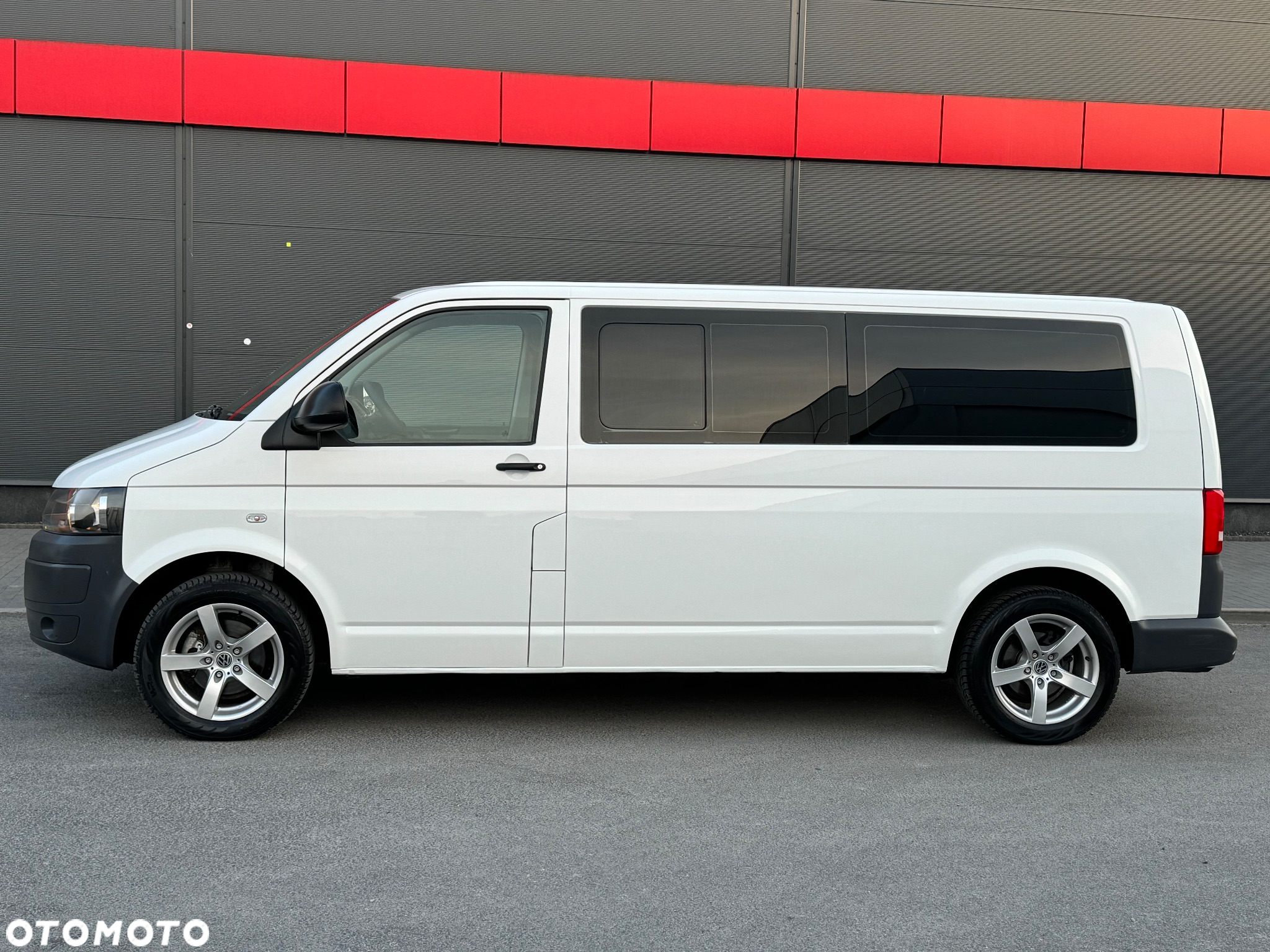 Volkswagen Caravelle TDI L2 Trendline - 14