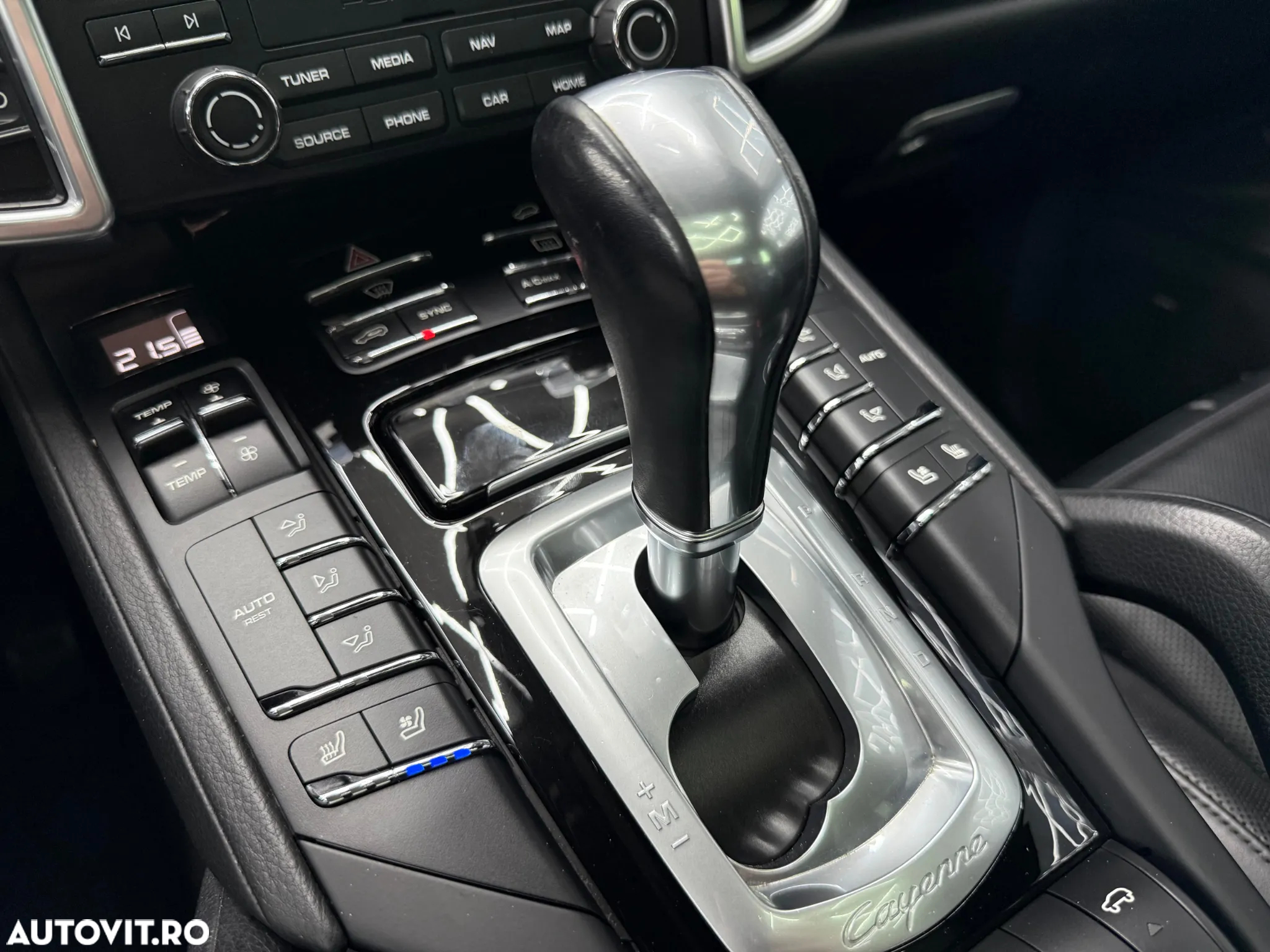 Porsche Cayenne 3.0 L - 14