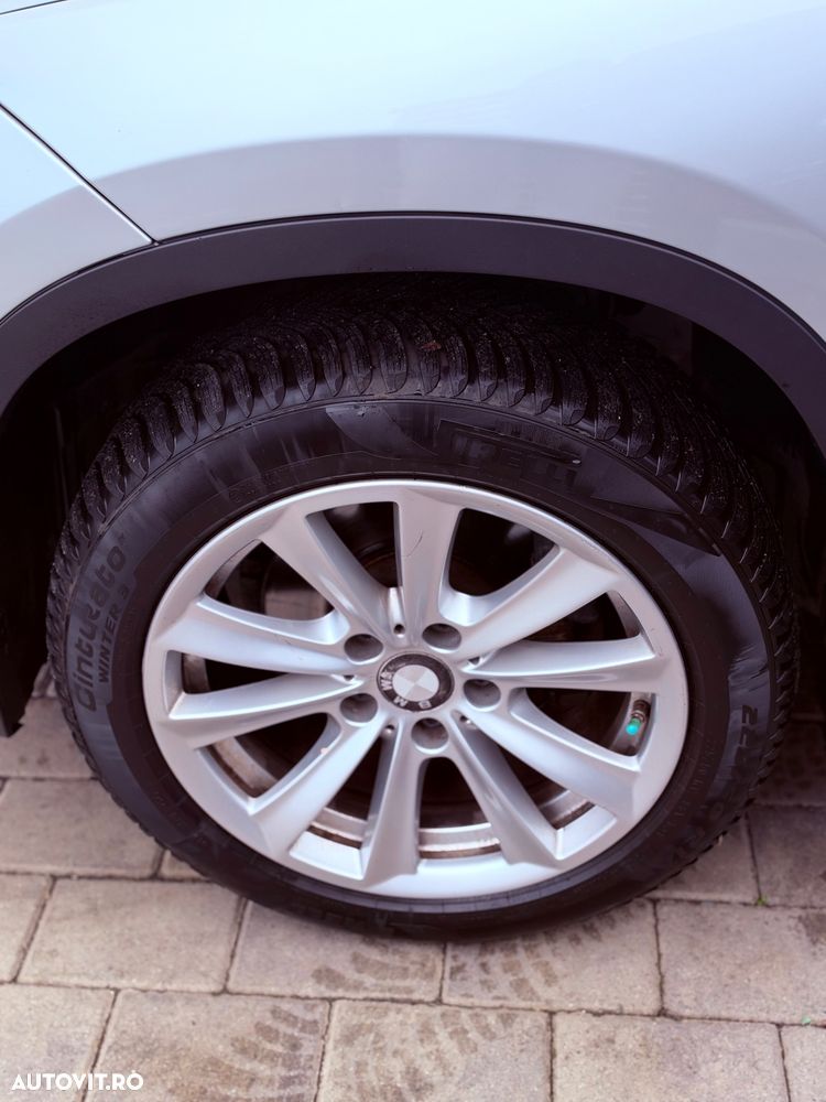 BMW X1 sDrive16d - 8