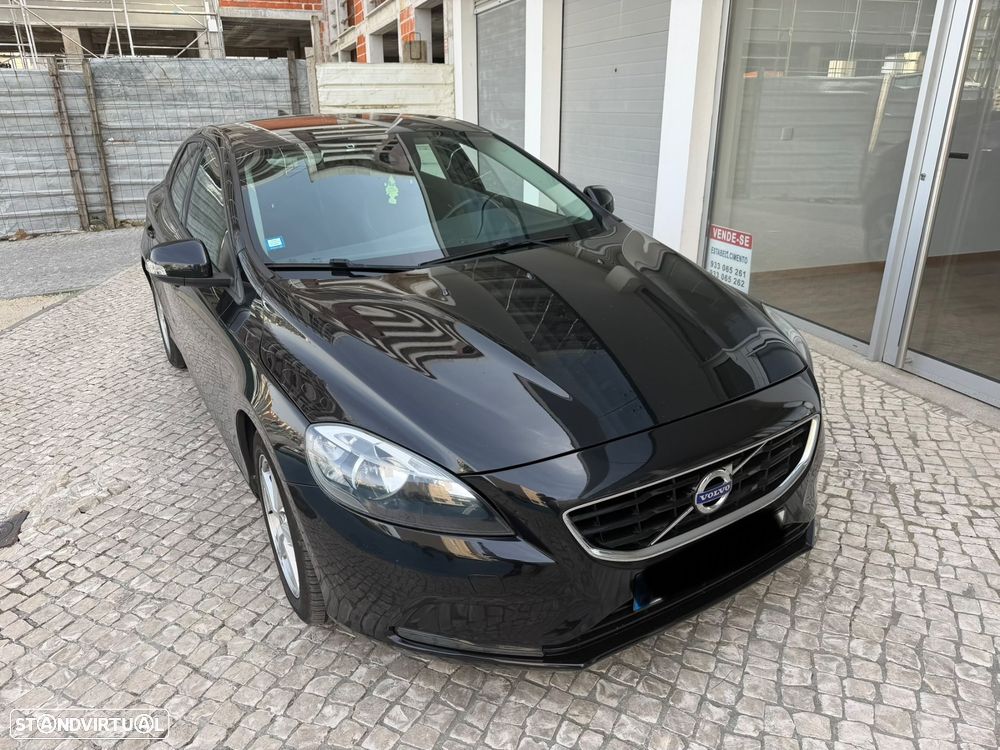 Volvo V40 1.6 D2 Momentum - 2
