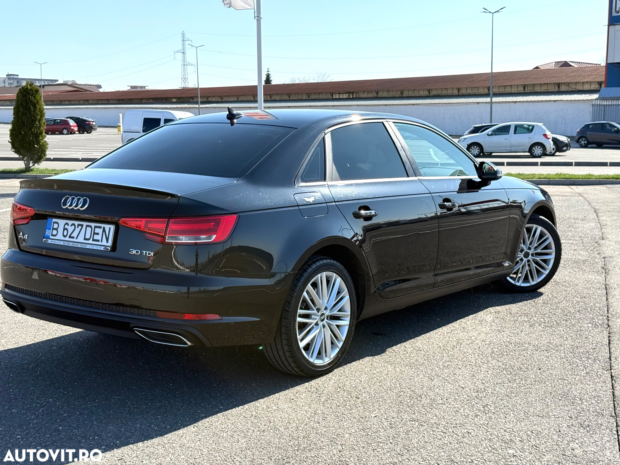 Audi A4 2.0 TDI ultra S tronic Design - 10