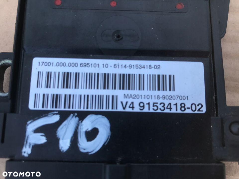 Moduł BMW F01 F02 F04 F07 F10 10--17r. przekaźnik wentylatorów sterownik rozdzielacz prądu 9153418 - 2