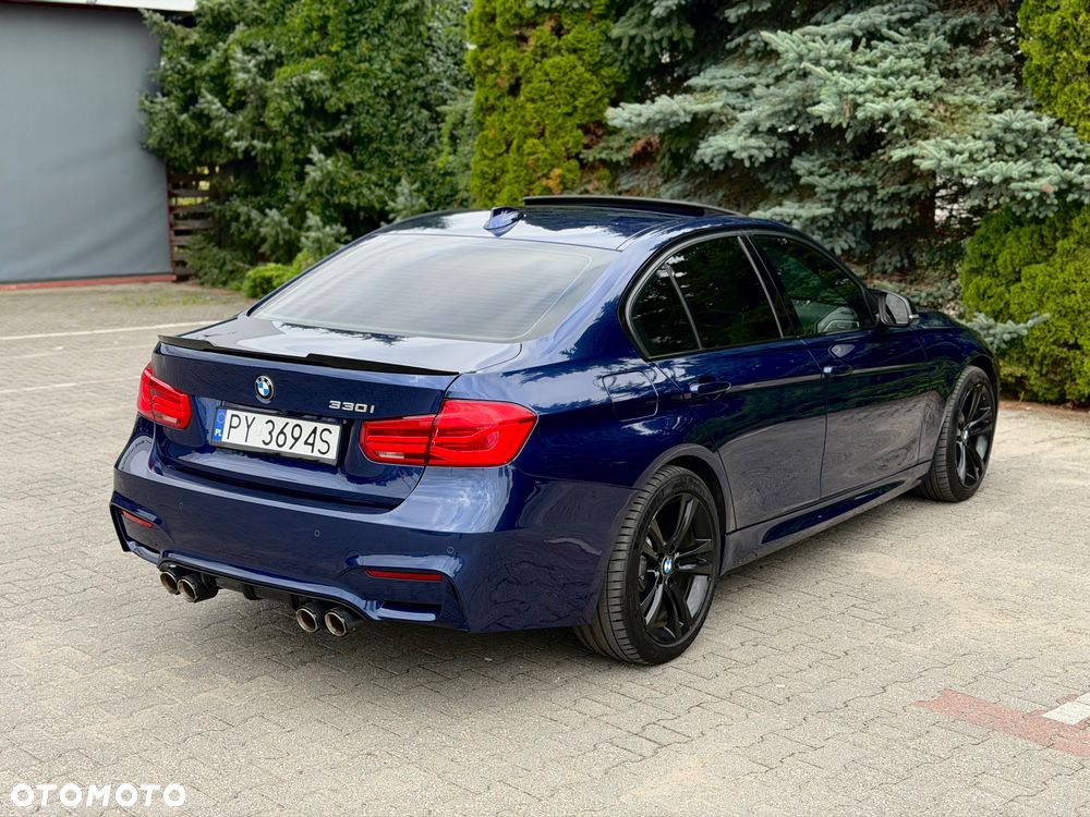 BMW Seria 3 330i - 19