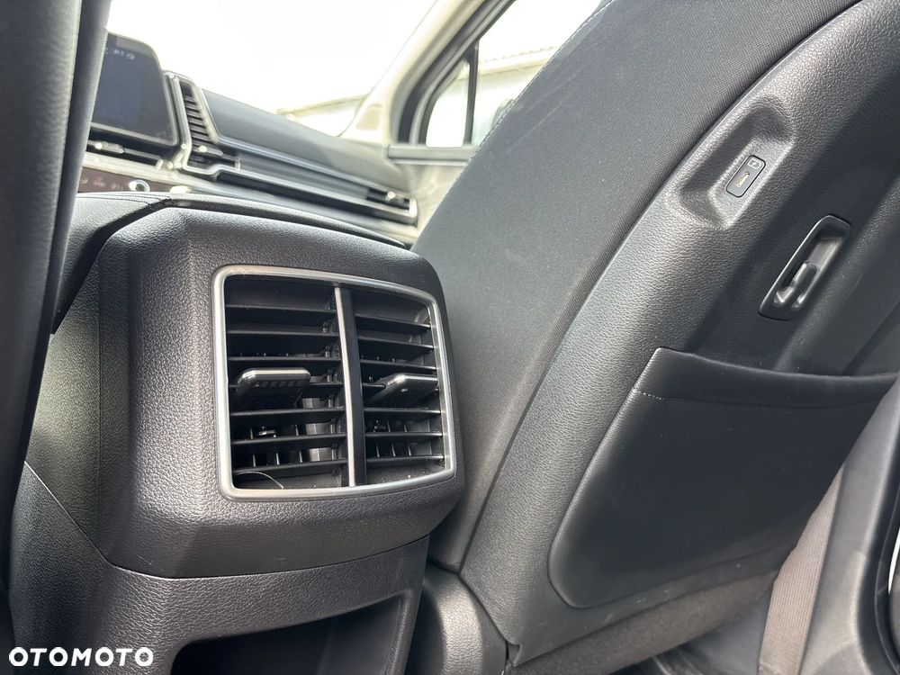 Kia Sportage 1.6 T-GDI L 2WD DCT - 16