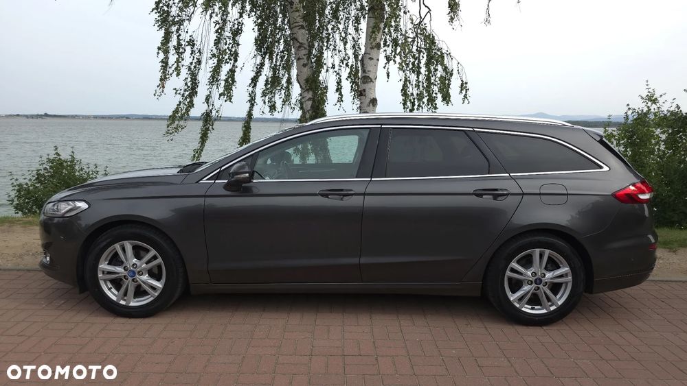 Ford Mondeo 2.0 TDCi Titanium PowerShift - 4