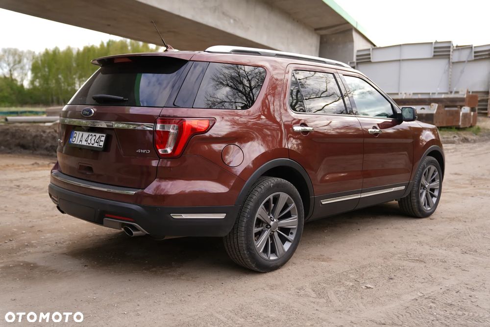 Ford Explorer - 9