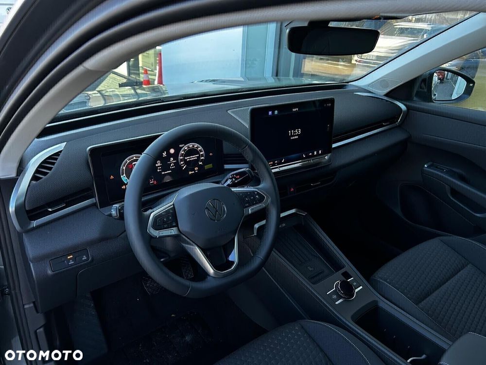 Volkswagen T-Roc - 5