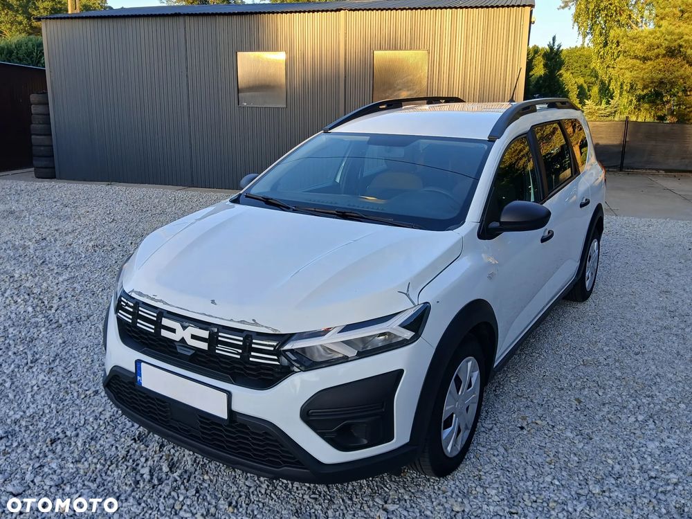 Dacia Jogger 1.0 TCe Essential 7os - 11
