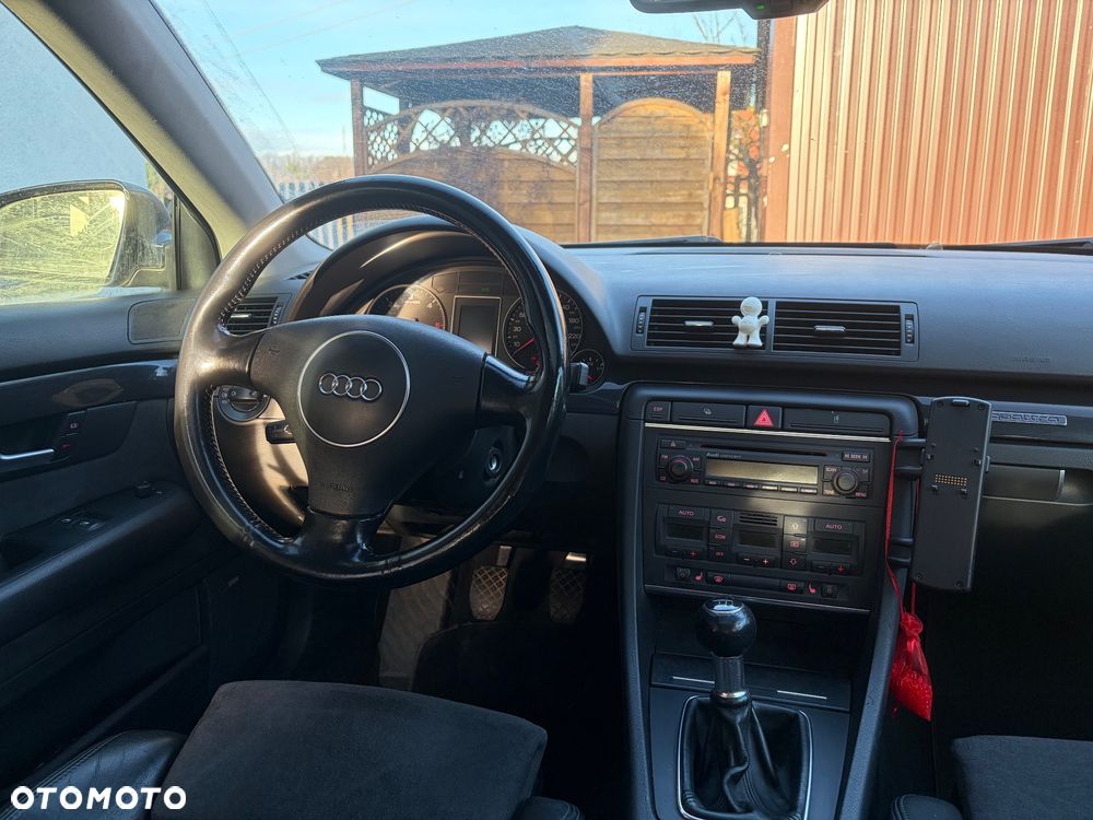 Audi A4 Avant 1.9 TDI Quattro - 17