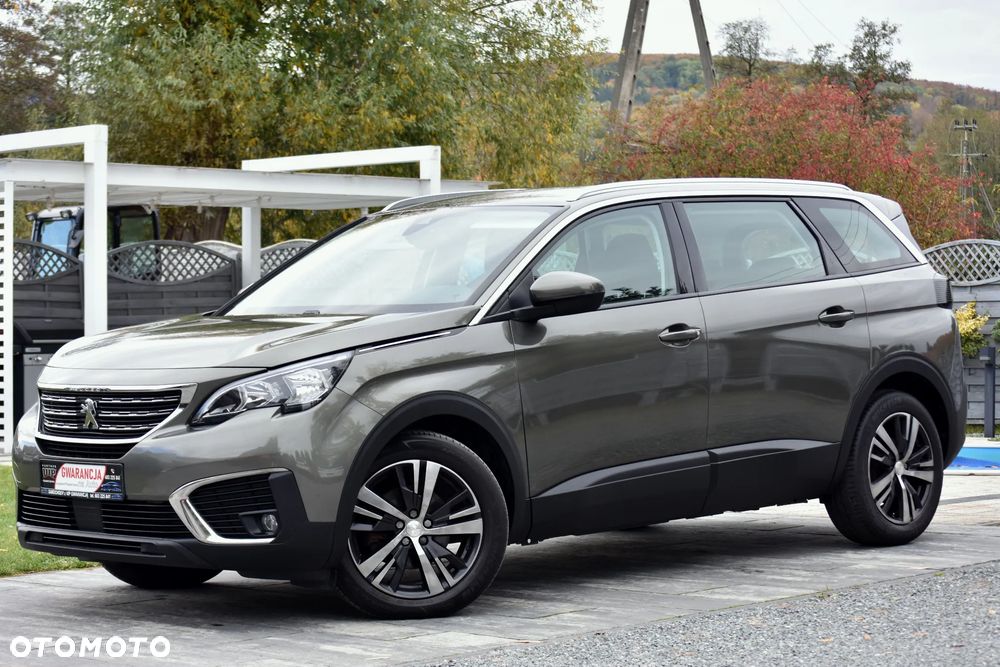 Peugeot 5008 2019 photo 3