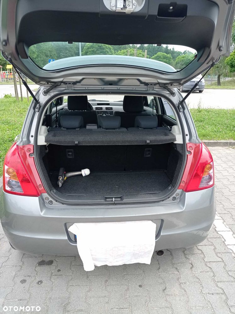 Suzuki Swift - 6