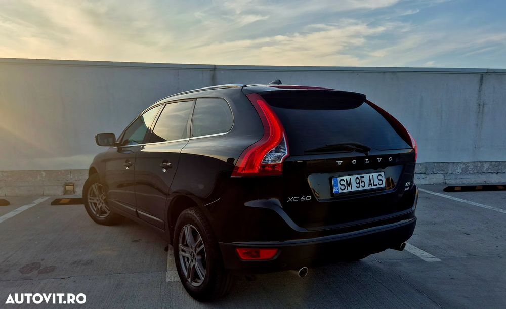 Volvo XC 60 D5 AWD Summum - 14