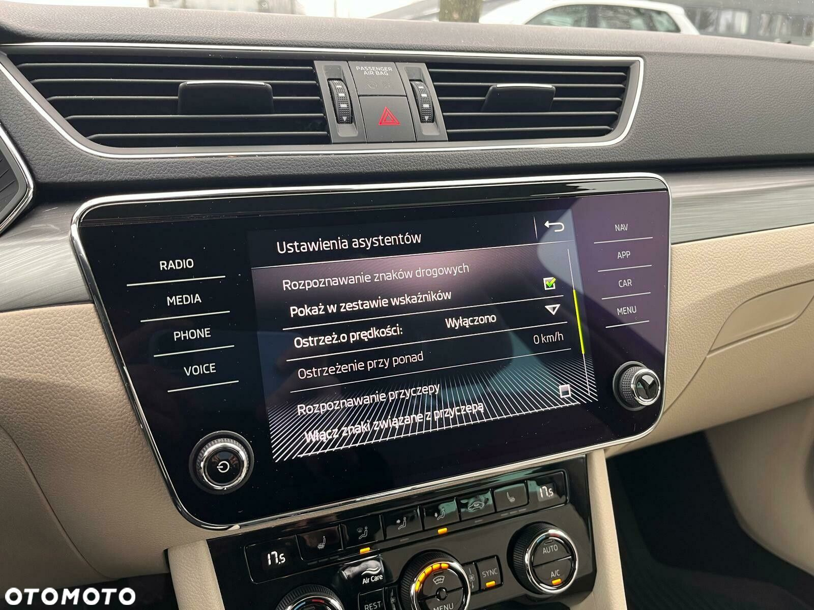 Skoda Superb - 21