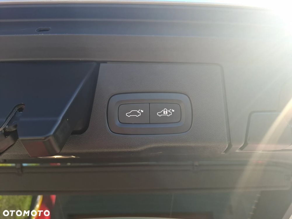 Volvo XC 60 - 21