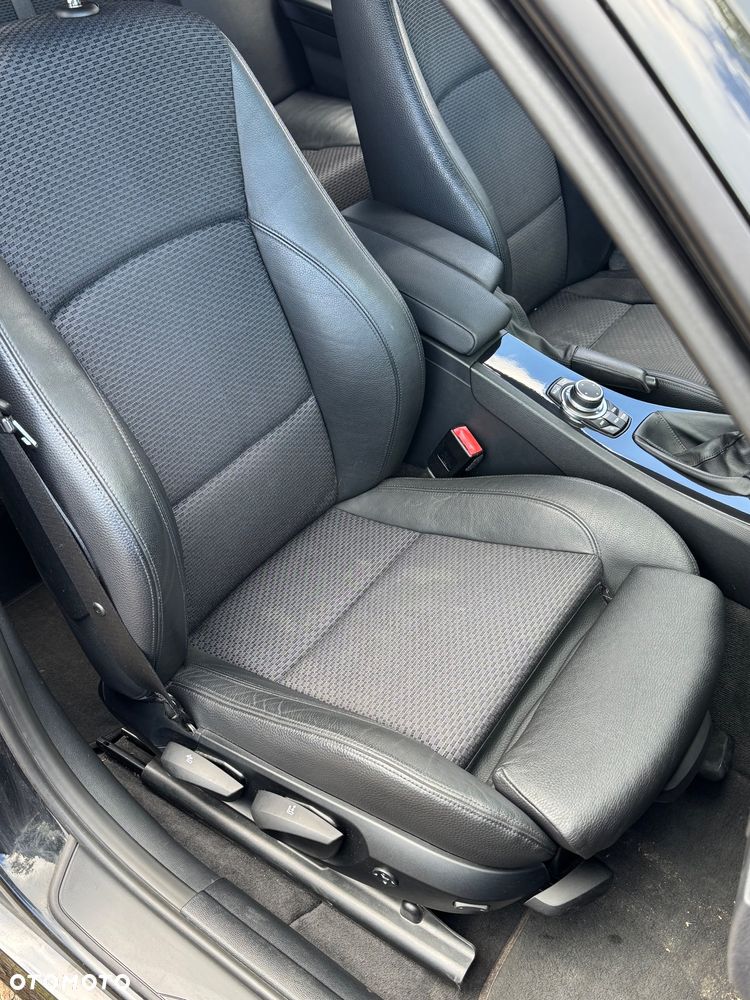 BMW Seria 3 320d Blue Performance Sport Line - 11