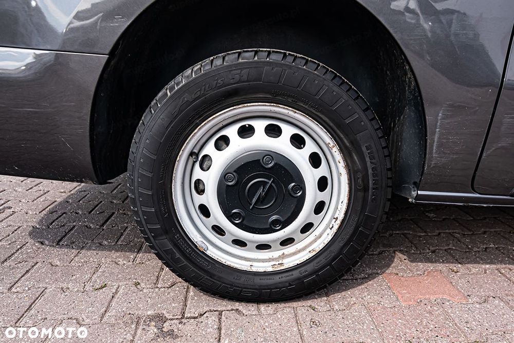 Opel Vivaro Extra Long L2H1 AT 2.0 177KM - 29