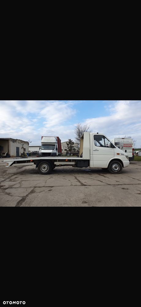 Mercedes-Benz Sprinter - 1