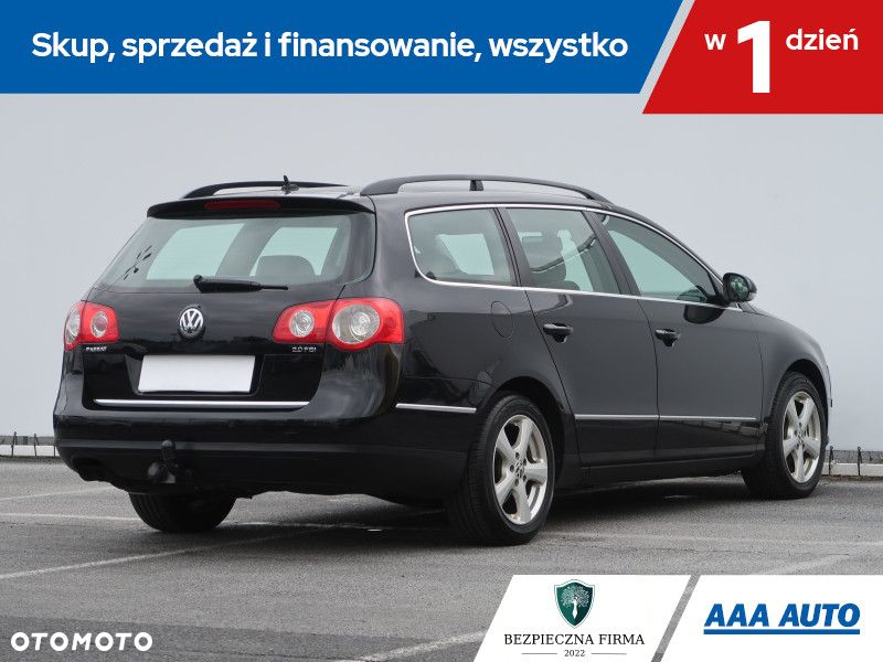 Volkswagen Passat - 6