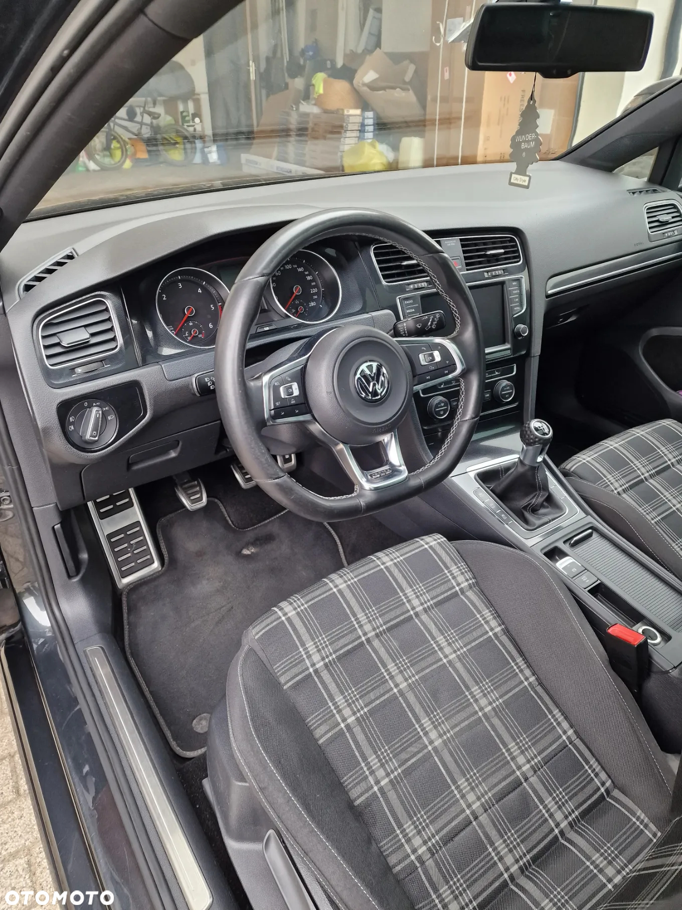Volkswagen Golf VII 2.0 TDI BMT GTD - 10