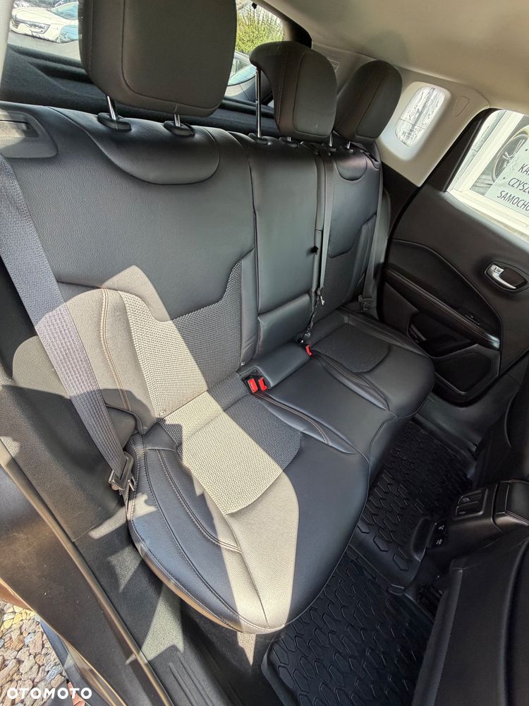 Jeep Compass - 20