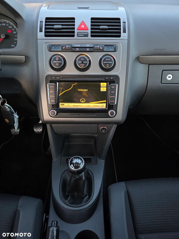 Volkswagen Touran 1.4 TSI Freestyle - 13