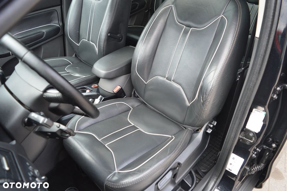 Ford Kuga 2.0 TDCi 4x4 Individual - 21