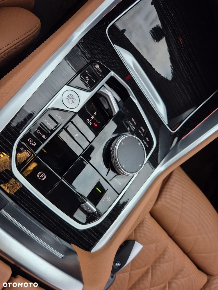 BMW X6 - 31