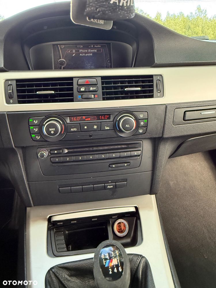 BMW Seria 3 320d Efficient Dynamics - 15