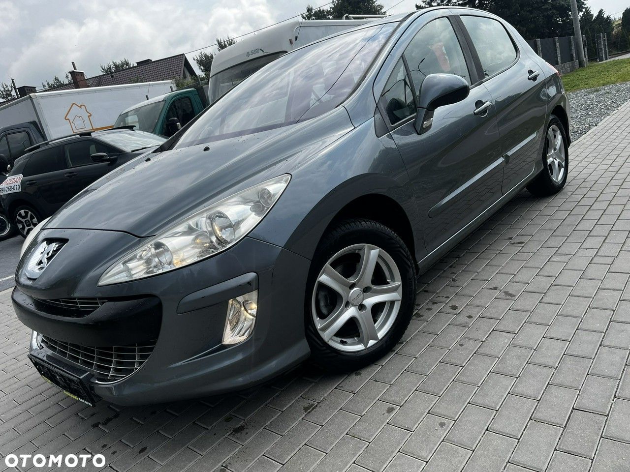 Peugeot 308 - 1