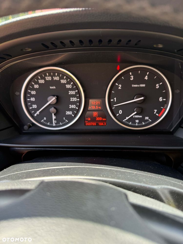 BMW Seria 5 523i - 10